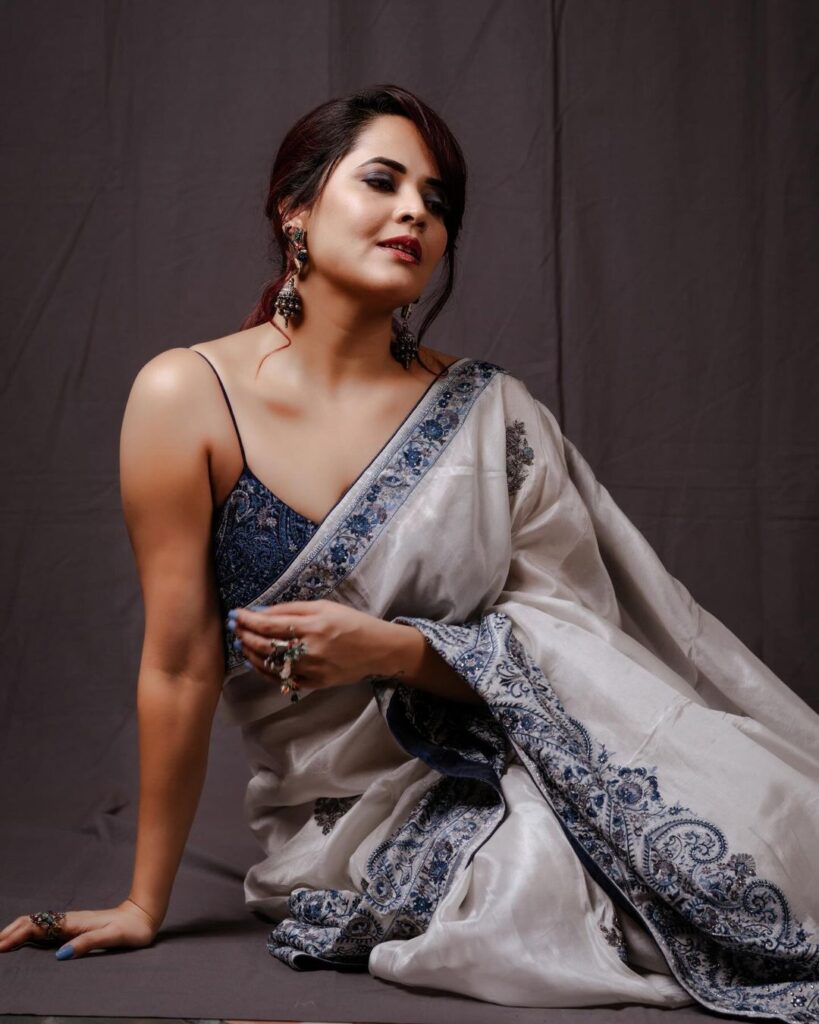 Anasuya Bharadwaj stylish looks in saree