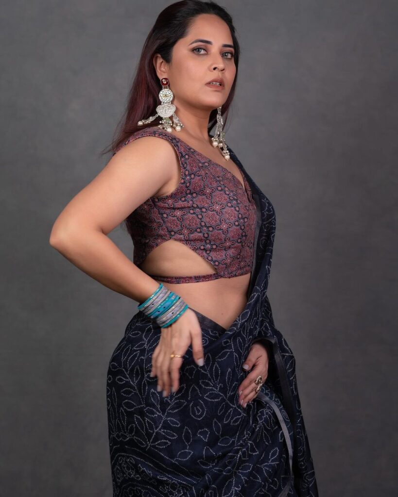 Anasuya Bharadwaj stylish looks in saree